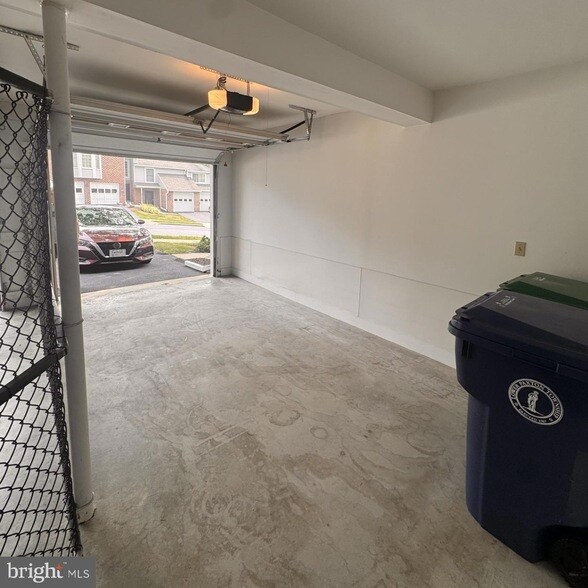 Building Photo - 4282 Wimbledon Dr