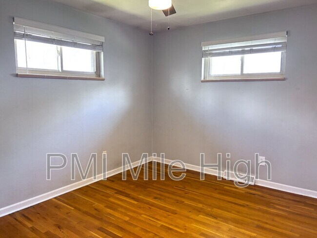 Building Photo - 6020 Kline St