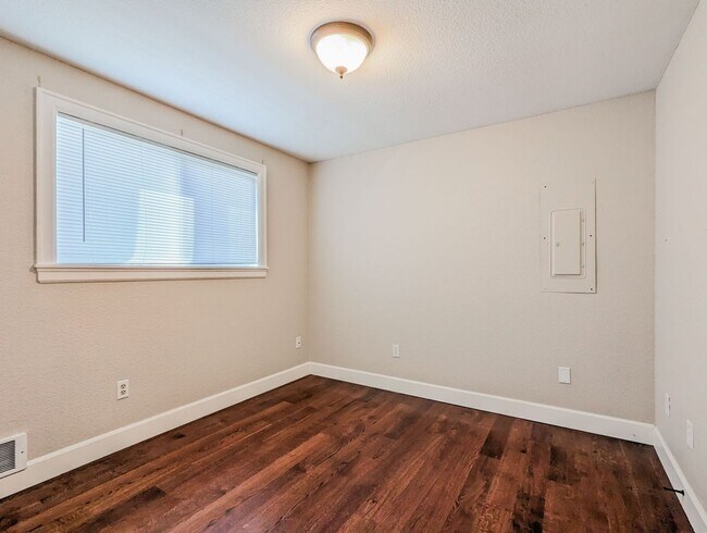 Building Photo - 16426 50th Dr NW
