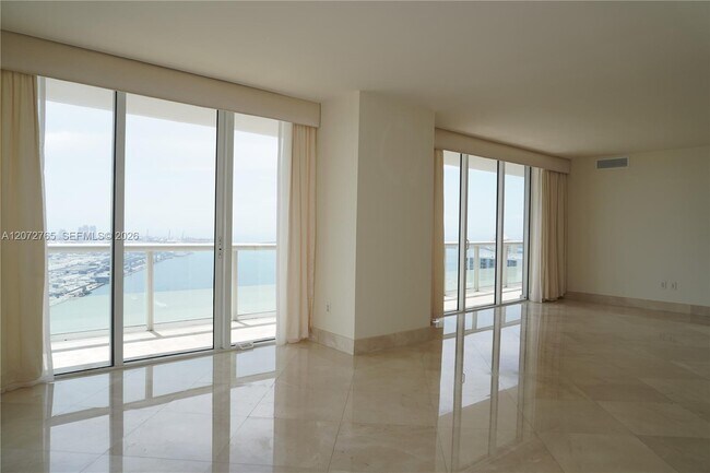 Building Photo - 50 Biscayne Blvd