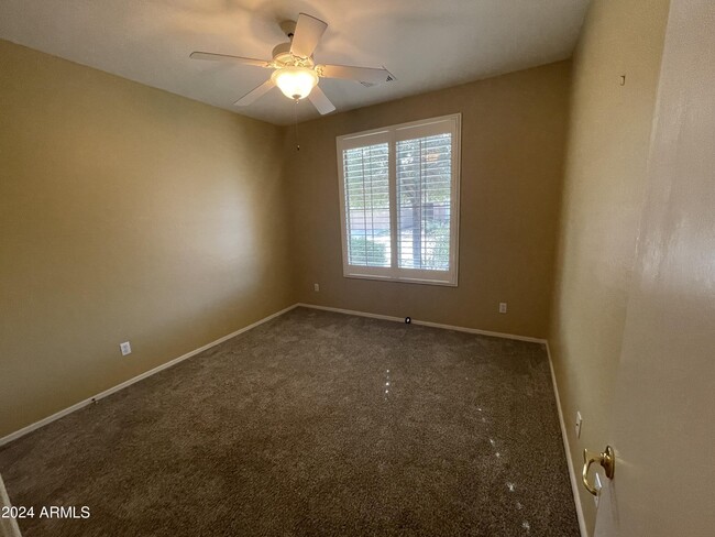 Building Photo - 42550 W Candyland Pl