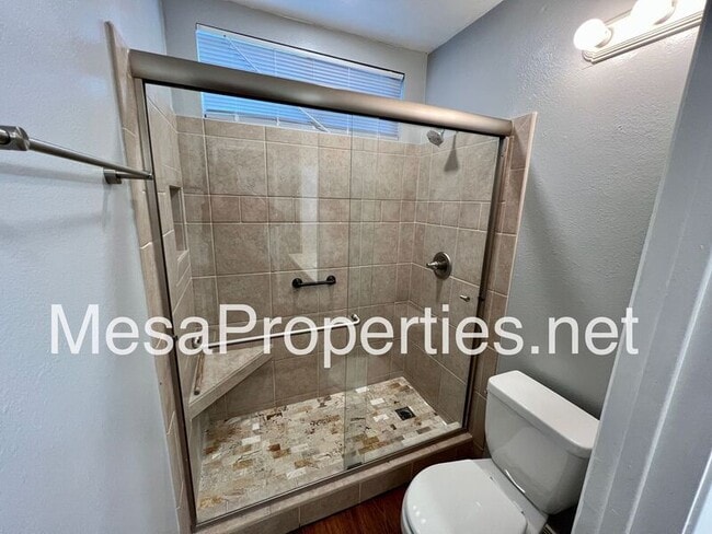 Building Photo - 3929 Rancho Del Oro Dr