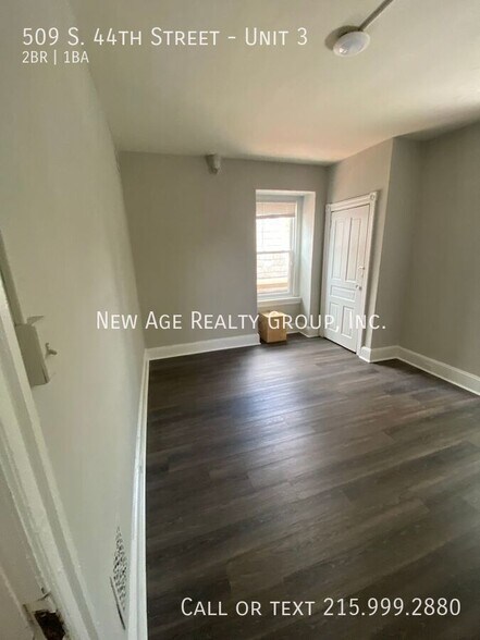 Building Photo - 509 S 44th St