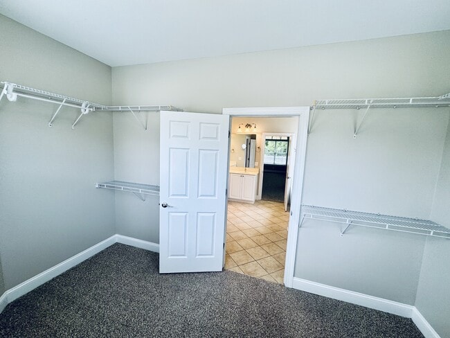 Building Photo - 3571 Brampton Dr