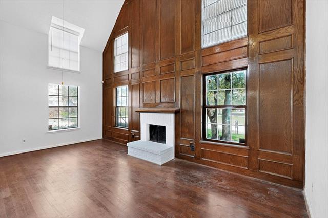 Building Photo - 100 Shinoak Valley