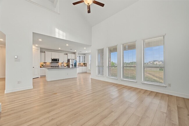 Building Photo - 4802 Albany Shores Ln