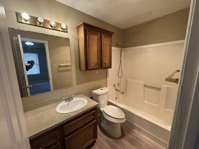 Building Photo - Beautiful House Located Near South Plains ...