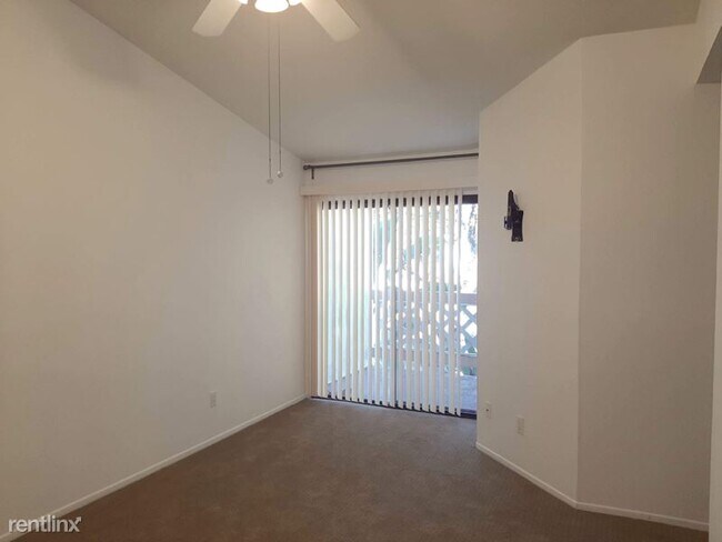 Building Photo - 9302 Twin Trails Dr