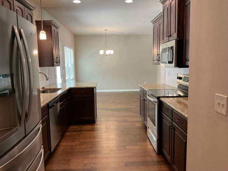 Building Photo - 510 Ruby Oaks Ln