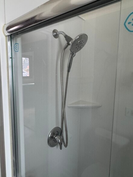 Building Photo - 2992 S Wentworth Ave