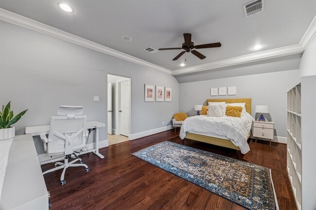 Building Photo - 170 Plantation Rd