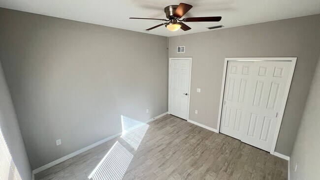 Building Photo - Stunning 3 Bedroom, 2 Bath Home in Palm Bay!