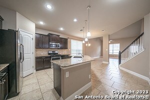 Building Photo - 12911 White Oak Mill