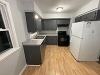 Building Photo - 2557 S 60th St