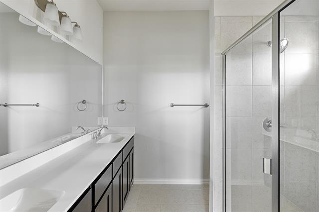 Building Photo - 3301 Solana Cir