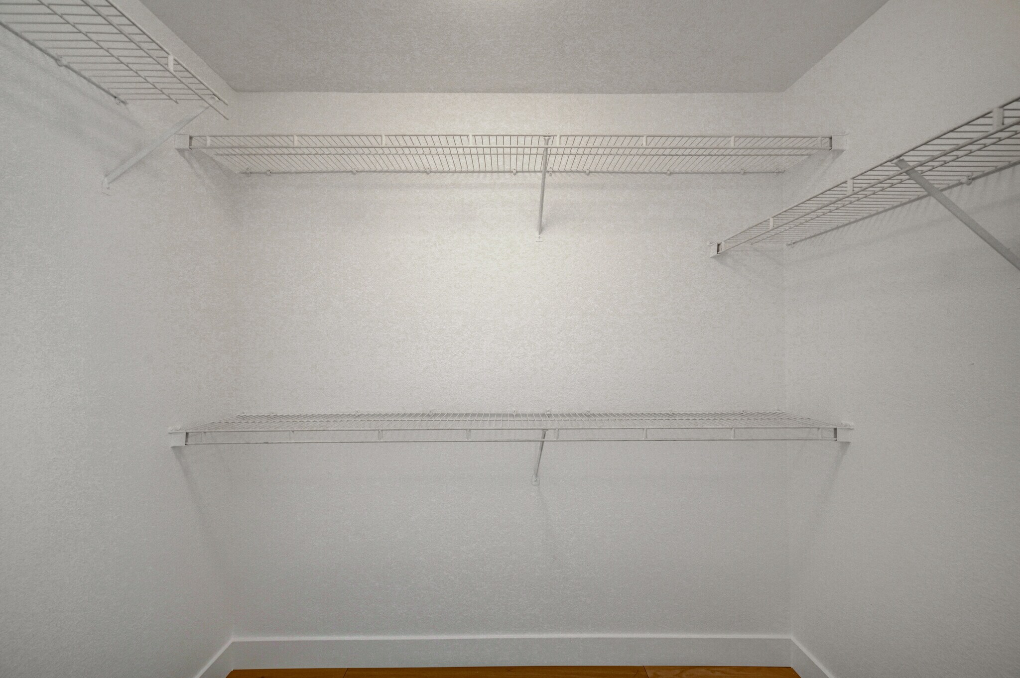 Building Photo - 2300 E Silverado Ranch Blvd