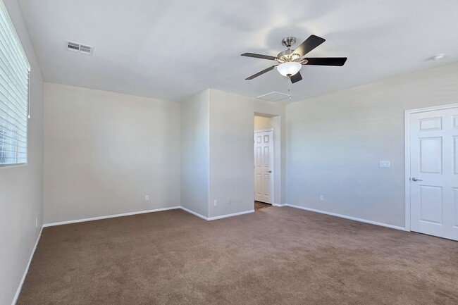 Building Photo - 5389 Hollymead Dr