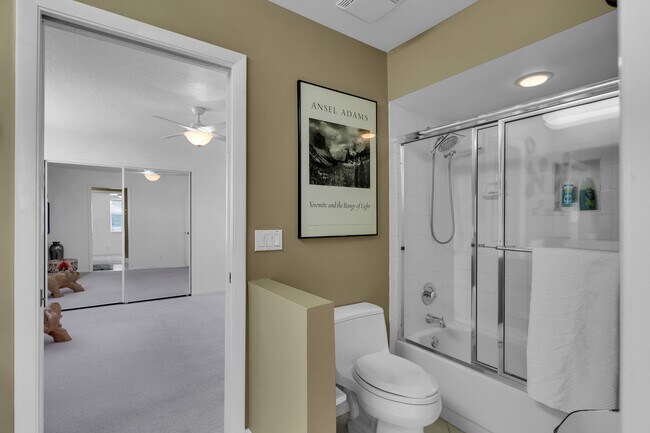 Building Photo - 6362 Brava Way