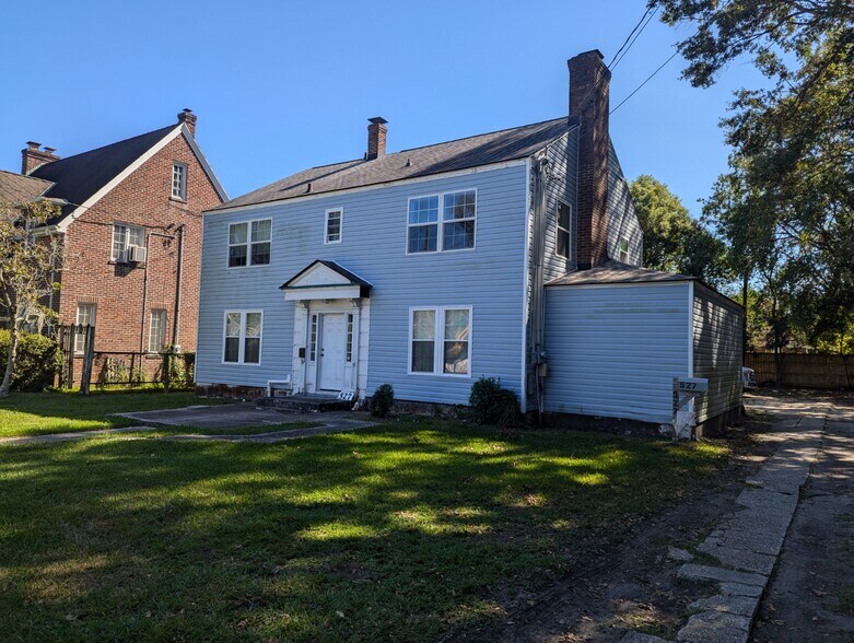 Building Photo - 527 Savannah Hwy