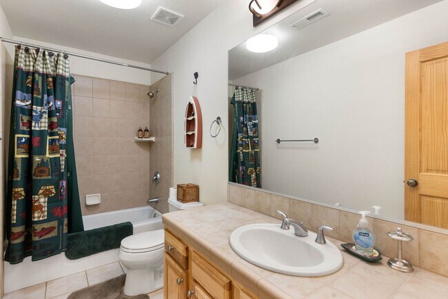 Building Photo - 10101 Kudu Ct