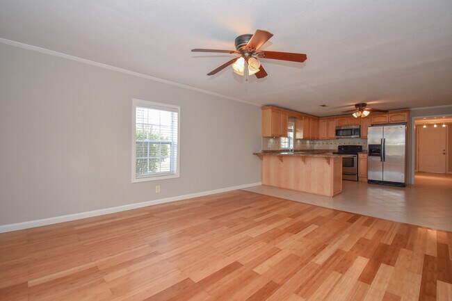 Building Photo - 109 11th Ave