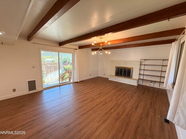Building Photo - 751 Balzar Cir