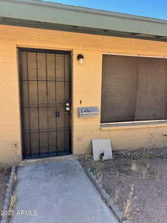 Building Photo - 540 N Hall