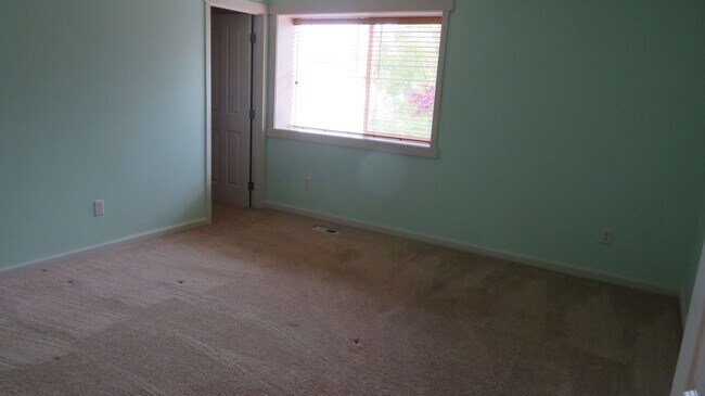 Building Photo - 3181 Brown Loop