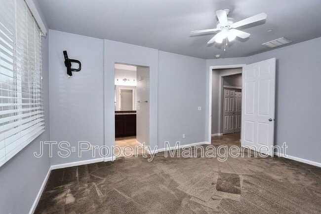 Building Photo - 4086 Pinoche Peak Way