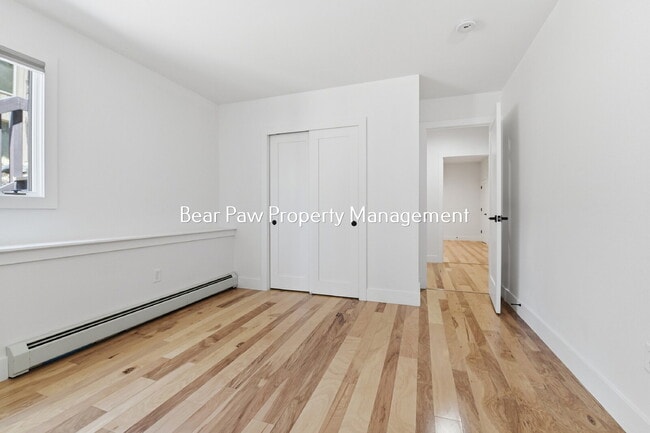 Building Photo - "Charming North  Evergreen Townhouse" "