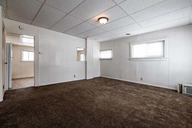 Building Photo - pp820