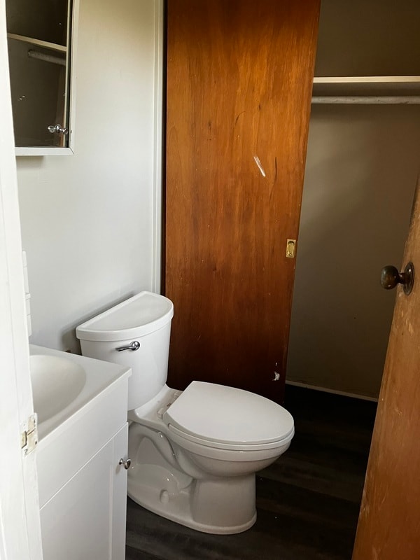 Building Photo - 7001 Green Manor Dr