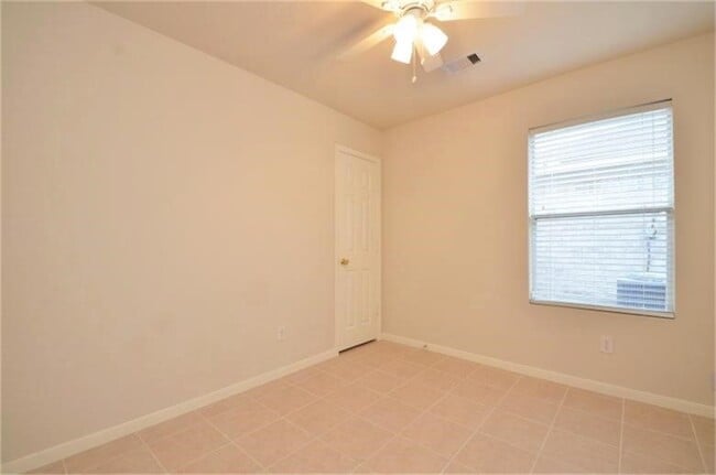 Building Photo - 19607 Swan Valley Dr