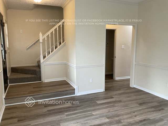 Building Photo - 14423 Sun Harbor Dr