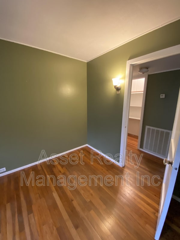 Building Photo - 109 Norris Ln