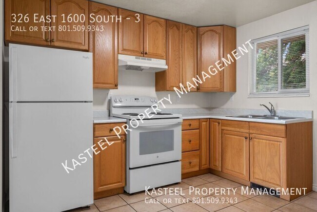 Building Photo - 326 1600 S