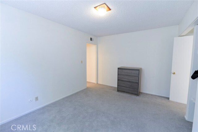 Building Photo - 207 W Mariposa