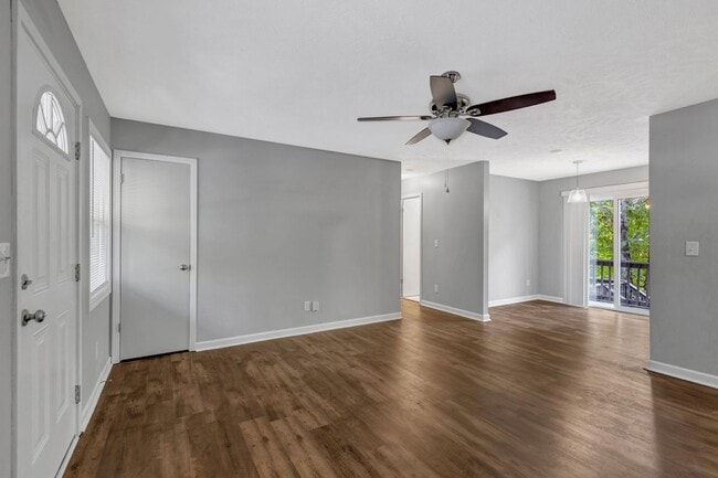 Building Photo - Three Bedroom Ranch w/ Basement in Dover w...