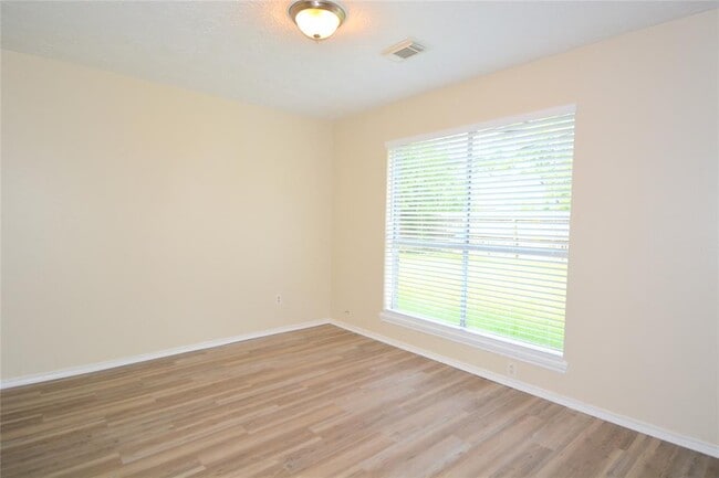 Building Photo - 2511 Barrington Pl Dr