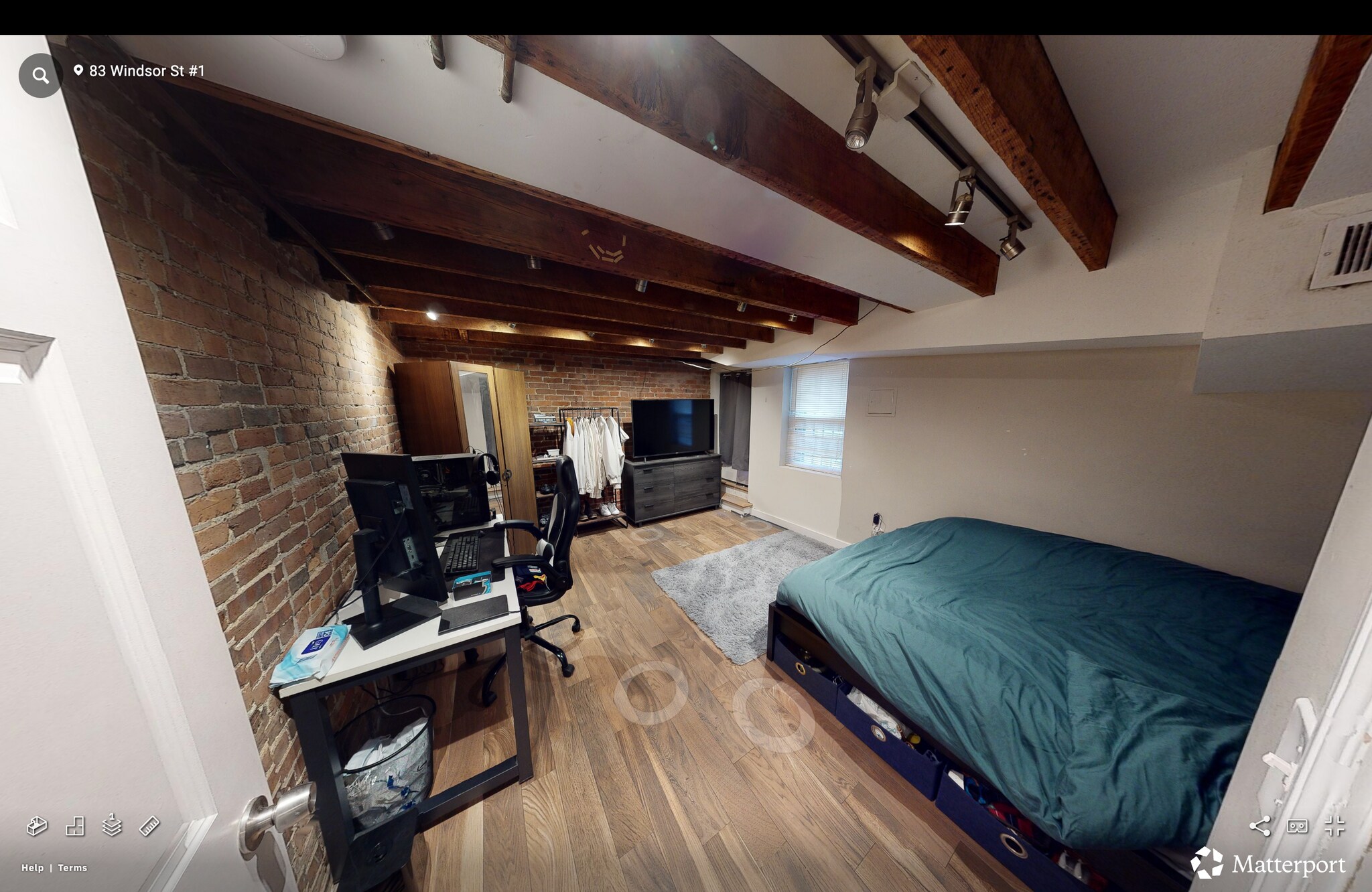 Building Photo - 83 Windsor St