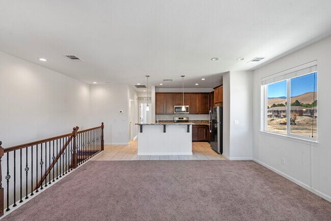 Building Photo - Welcome to this beautiful Carson City townhome available for rent