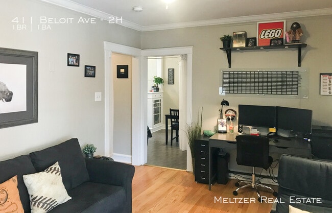 Building Photo - 411 Beloit Ave