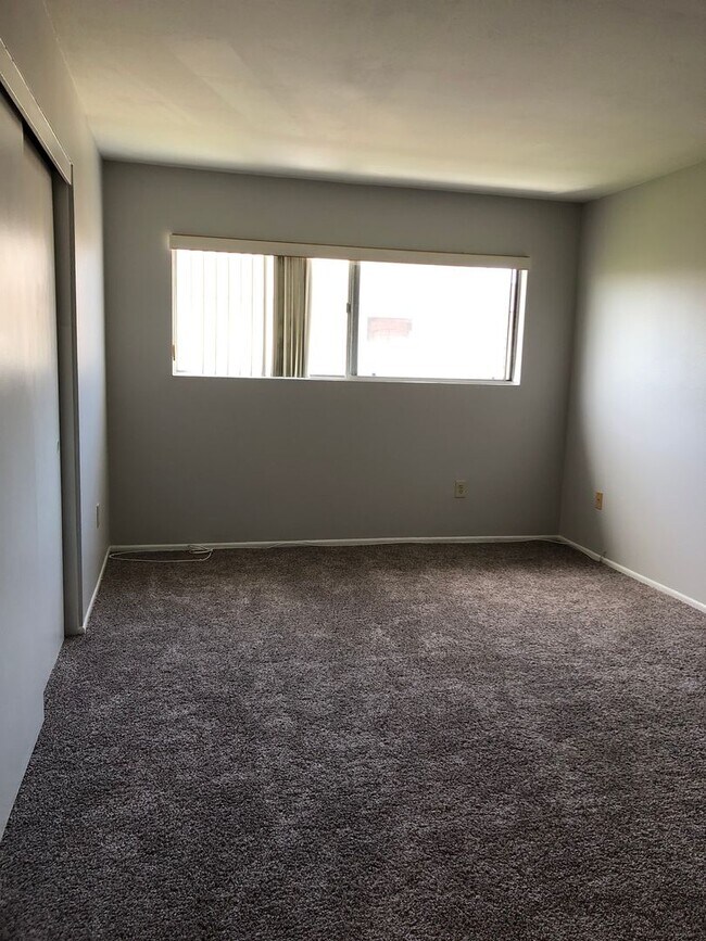 Building Photo - 16541 Kellog Cir