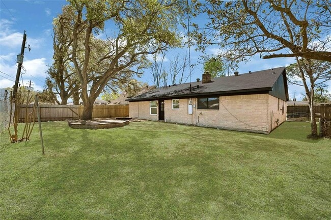 Building Photo - 11807 Oceanview St