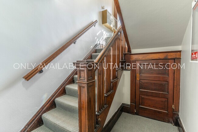 Building Photo - 310 S 300 E