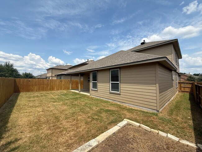 Building Photo - Stunning 4x3 Rental Home in Bulverde, TX!