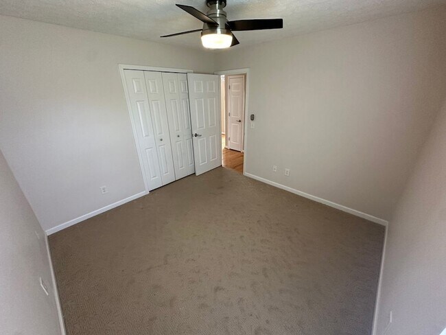 Building Photo - 245 Cobblestone Landing