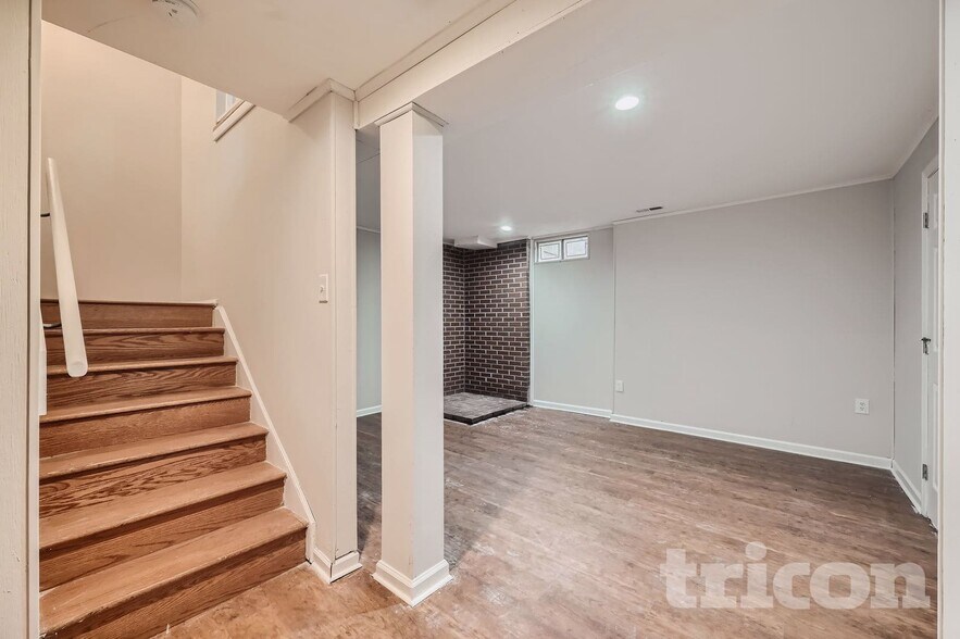 Building Photo - 12367 Boncrest Dr