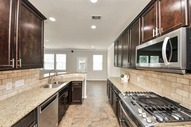Building Photo - 6427 Densberry Ln