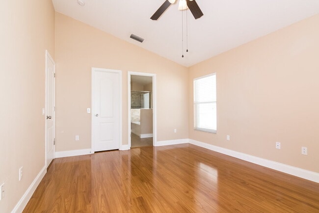 Building Photo - 25442 7 Rivers Cir